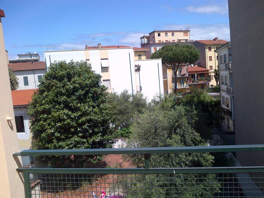 Audrey & Me Bed & Breakfast Pisa Exterior photo